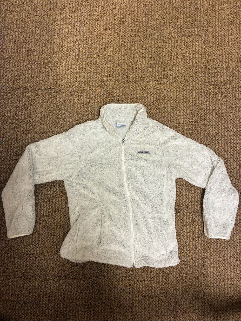 Columbia Women’s Cream Fuzzy Sherpa Full-Zip Jacket